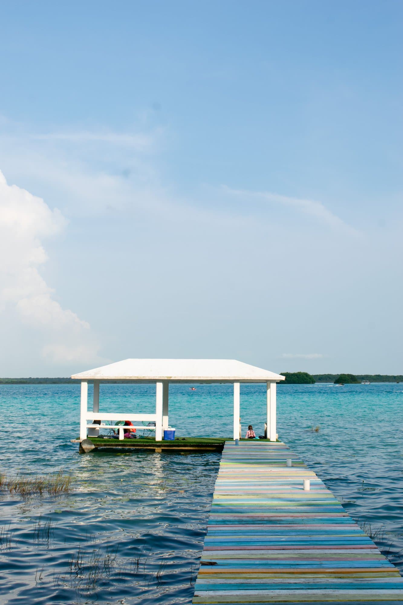 Laguna de los Siete Colores, Bacalar